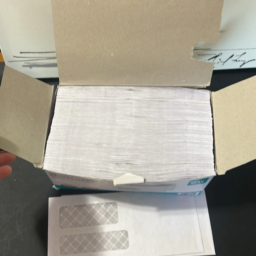 250 4 x 9 peel and stick envelopes